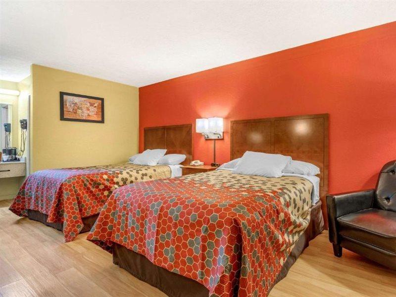 Rodeway Inn Lexington Экстерьер фото
