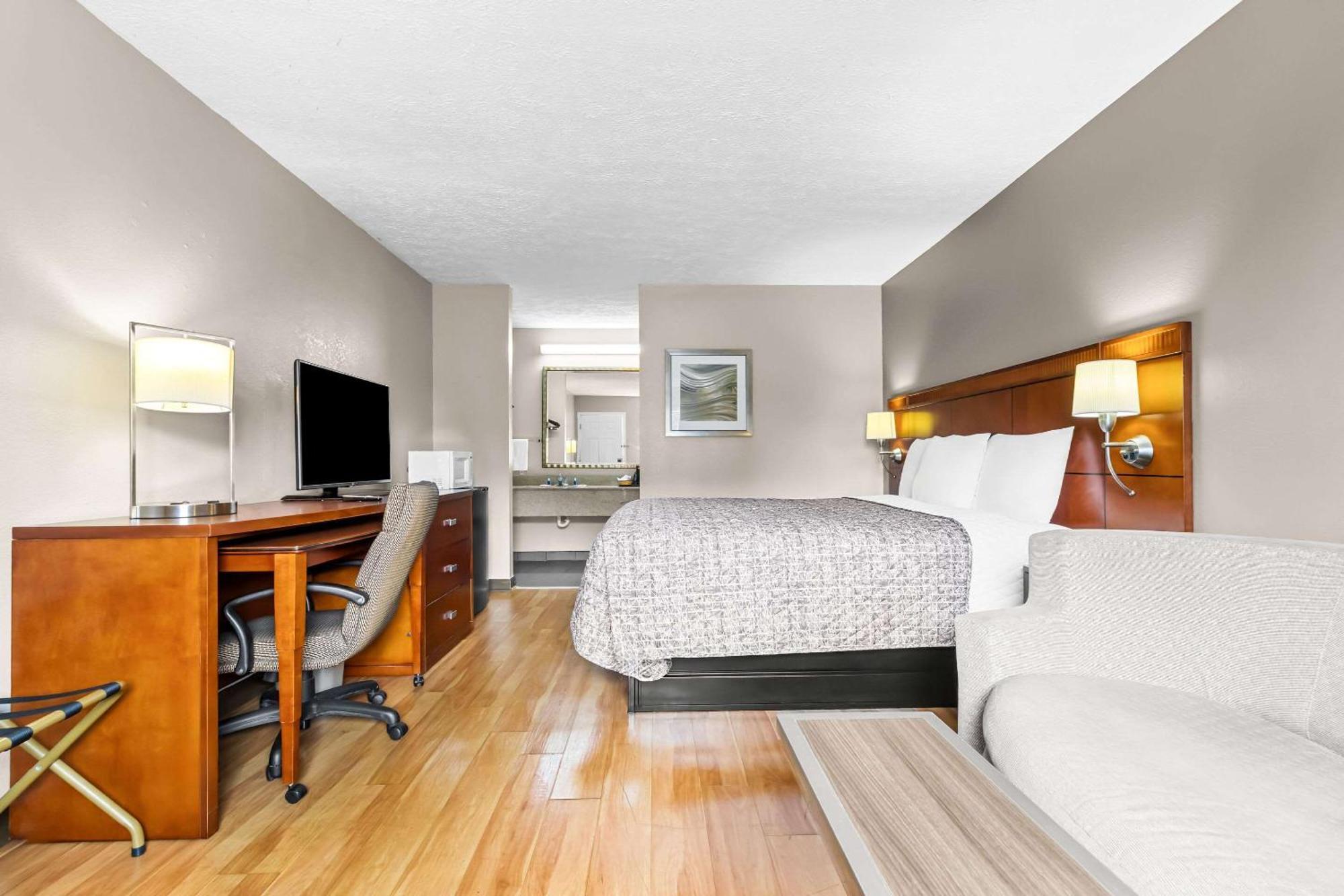 Rodeway Inn Lexington Экстерьер фото